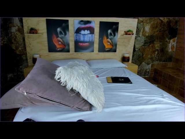 Lähettää kuvakaappauksia Odette--