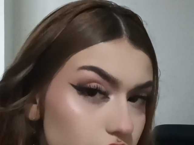 Kuva profiilista officialangelrose