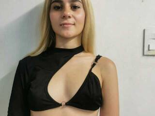 Eroottinen videokeskustelu OliviaBlonde