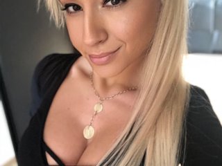 Eroottinen videokeskustelu Onehotblonde