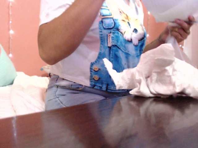 Lähettää kuvakaappauksia pamelamiller