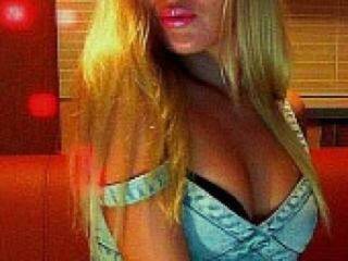 Eroottinen videokeskustelu partyatgoa