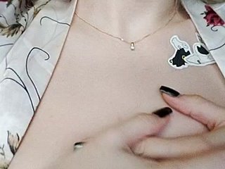 Eroottinen videokeskustelu Merry_Kitties