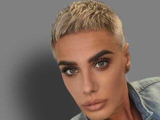 Eroottinen videokeskustelu Pauline7