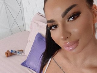 Eroottinen videokeskustelu PeachxPerfect