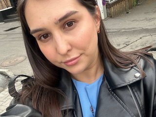 Eroottinen videokeskustelu PearlDelisle