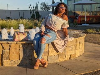 Eroottinen videokeskustelu PenelopePresley