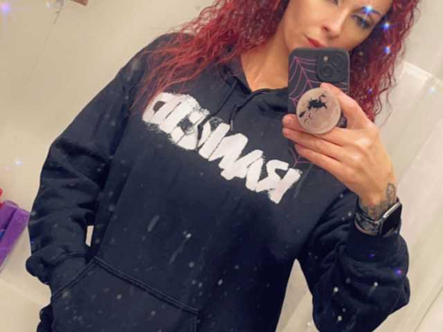 Kuva profiilista DesiMeow