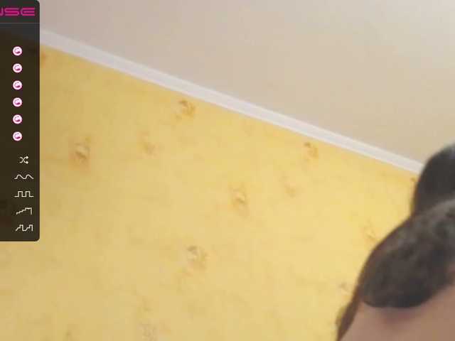 Lähettää kuvakaappauksia blackkitty__