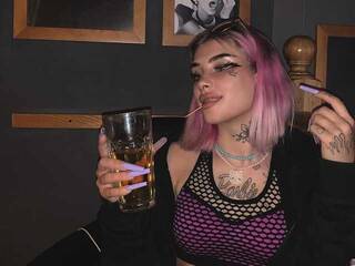 Eroottinen videokeskustelu Pink-Barbie