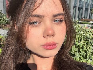 Eroottinen videokeskustelu PinkiRay