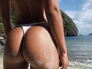 Eroottinen videokeskustelu pistachios