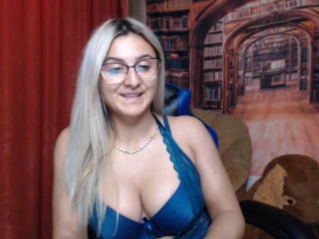 Kuvat PlayfulNicole Lets meet better and lets have some fun :) Lush is on :) Offer me pleasure with your *****s ;) follow me