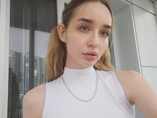 Eroottinen videokeskustelu Polikinesis