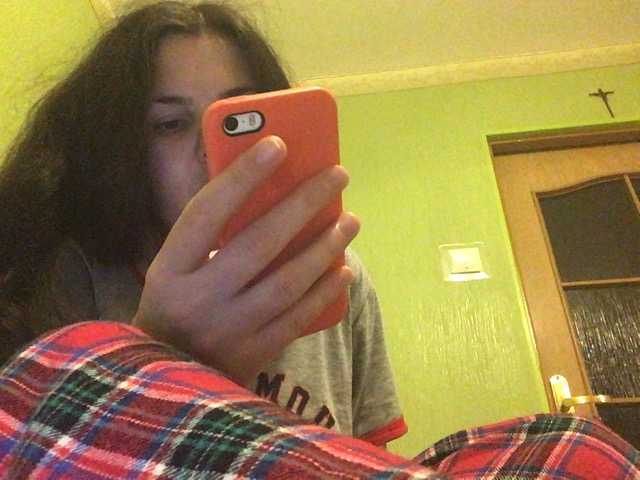 Lähettää kuvakaappauksia Ponchikt