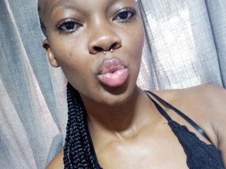 Eroottinen videokeskustelu PREETYPINKY581