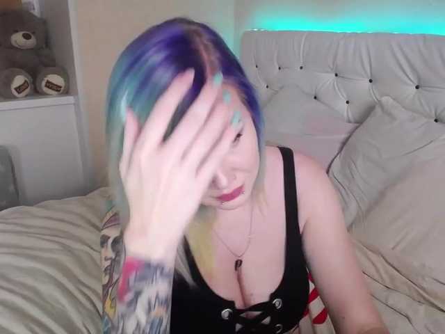 Lähettää kuvakaappauksia PrettyandNaug