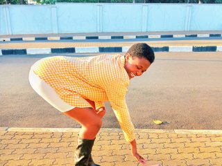 Eroottinen videokeskustelu prettymacq