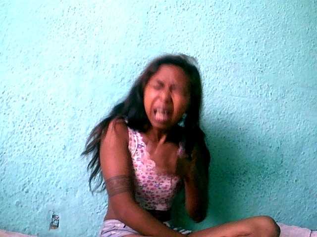 Lähettää kuvakaappauksia Prisca