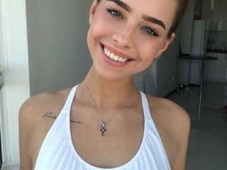 Eroottinen videokeskustelu PtenchikRu