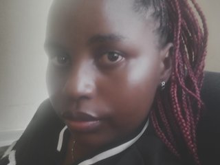 Eroottinen videokeskustelu Queen-Triz