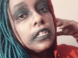 Eroottinen videokeskustelu Queenie-Bee