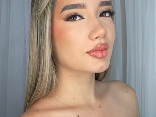 Eroottinen videokeskustelu Queen_Lucia