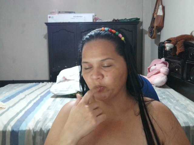 Lähettää kuvakaappauksia QueenNight