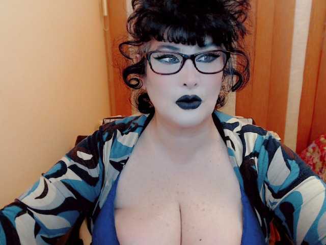 Kuvat QueenOfSin GODESS ​OF ​YOUR ​SOUL ​AND ​QUEEN ​OF ​SIN ​IS ​HERE!​SHOW ​ME ​YOUR ​LOVE ​AND ​I ​SHOW ​YOU ​PARADISE!#​mistress#​bbw