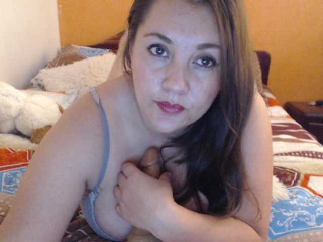 Kuvat MiladyEmma hello guys I'm new and I want to have fun He shoots 20 chips and you will have a surprise #bbw #mature #bigtits #cum #squirt