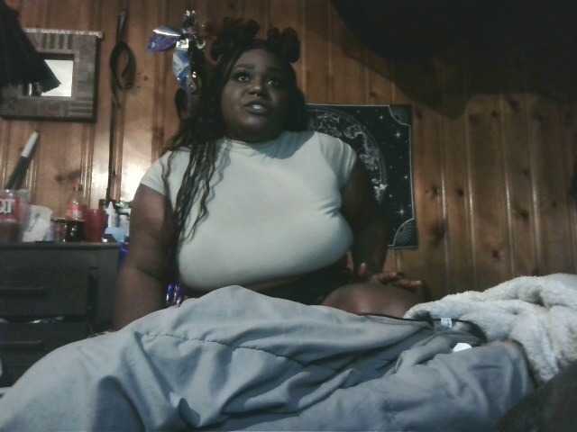 Kuvat QueenRaynexxx Hello Its A Place Fit 4 A Queen! Thick Chocolate GIRL RIGGHT HERE!!!