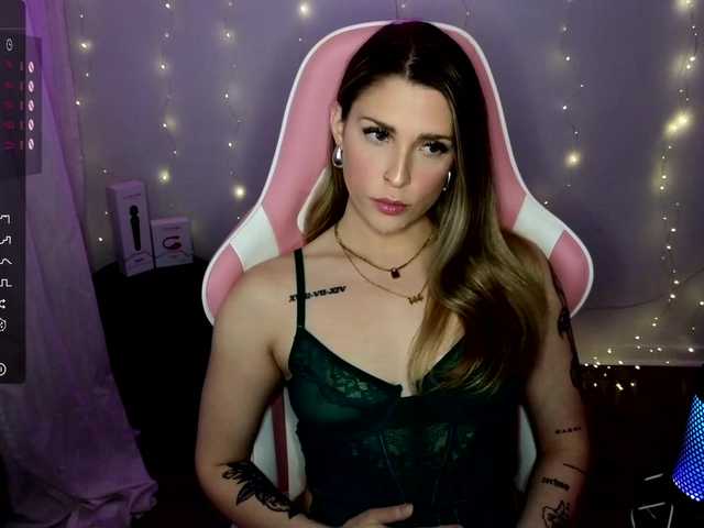 Kuvat queenxlexy spit on tits