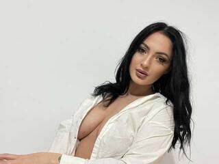 Eroottinen videokeskustelu RaisaSalvis