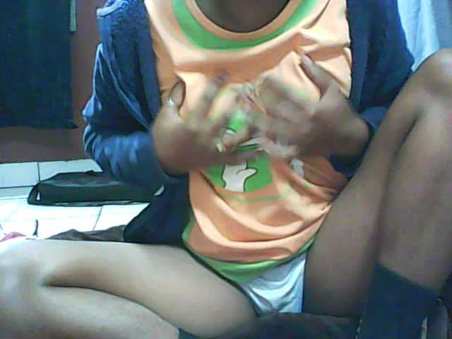 Lähettää kuvakaappauksia Raishahot