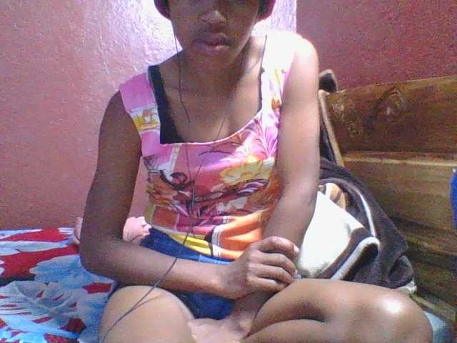 Lähettää kuvakaappauksia Raishahot