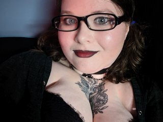 Eroottinen videokeskustelu RamoraRey