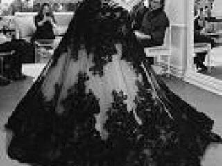 Eroottinen videokeskustelu RavenAdams