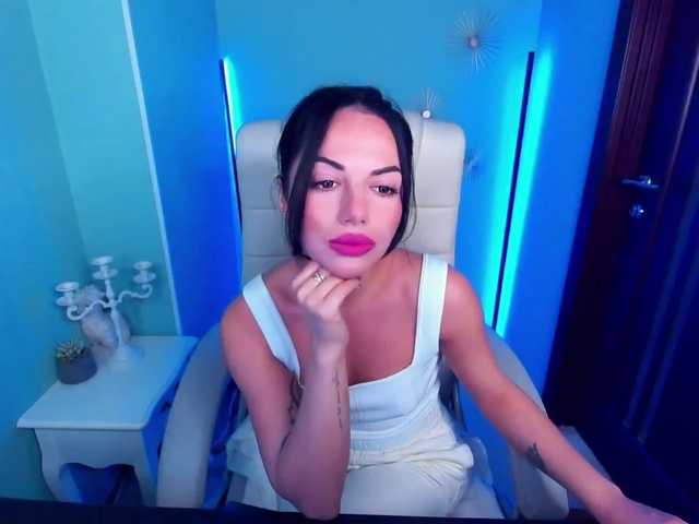 Kuvat Addicted_to_u Glad to see everyone! Show only in private! Get up 50 ..s2s 200 ... Order pizza for me -1234 tokens .. Give a bouquet of flowers 1500..Food for my bald cat 707) Blown up in private - 500 tokens) blowjob in private 666 ) toys in private -987 tokens