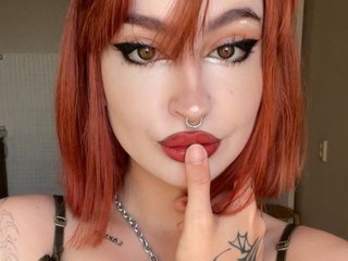 Eroottinen videokeskustelu RayniraJones