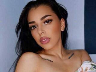 Eroottinen videokeskustelu RayssaRays