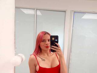 Eroottinen videokeskustelu Rayveen