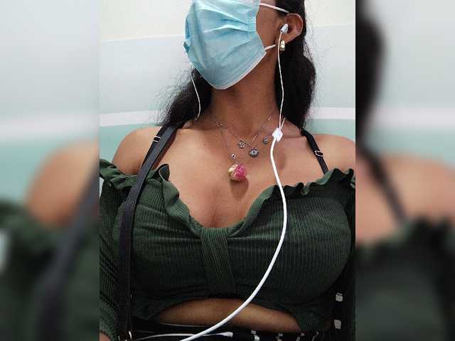 Lähettää kuvakaappauksia RebeccaRosse