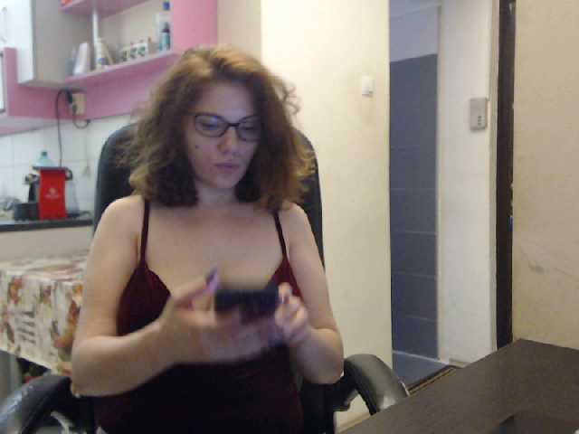Lähettää kuvakaappauksia Red_rose693