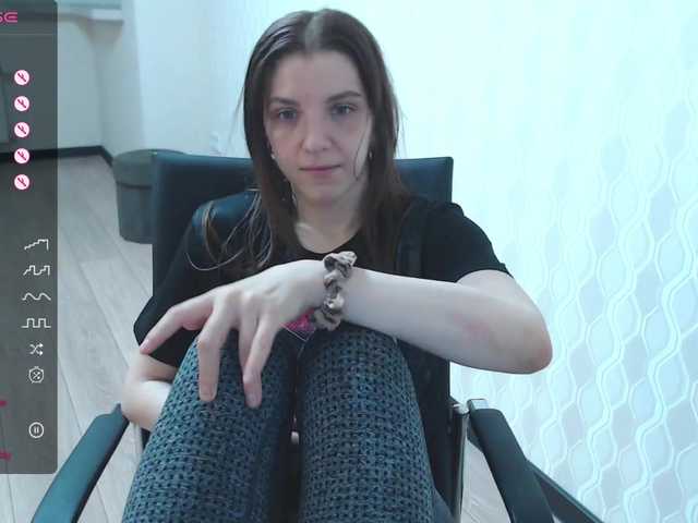 Kuvat RennaLisa Show Feet: 77 smoke a cigarette: 70 : Flash Ass: 60 :Flash Tits: 50 Flash Pussy: 99 :Get Naked: 217 Pussy Play: 290 c2c 113 t , anal 1500 air kiss 12 t,butt plug 78 t bj 156 t