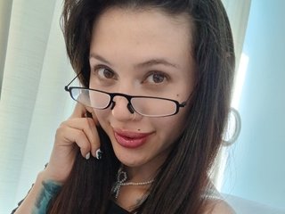 Eroottinen videokeskustelu RevySadashiTrue