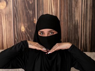 Eroottinen videokeskustelu Ridwanaa