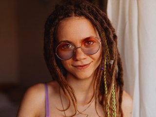 Eroottinen videokeskustelu Rin-Skylar