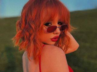 Eroottinen videokeskustelu RizhayaBestia