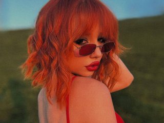 Eroottinen videokeskustelu RizhayaBestia