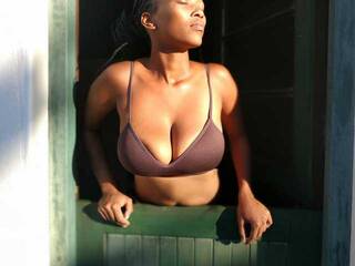 Eroottinen videokeskustelu Rocheny